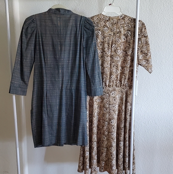 Classy Vintage Dresses - Picture 2 of 12